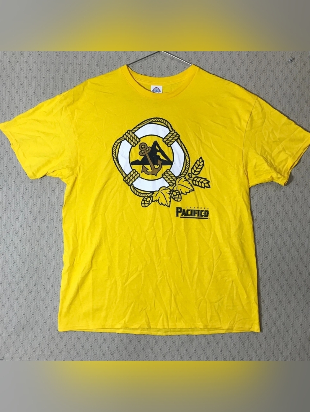 PACIFICO Cerveza Beer T-Shirt XL Yellow Cotton Mexico NWOT
